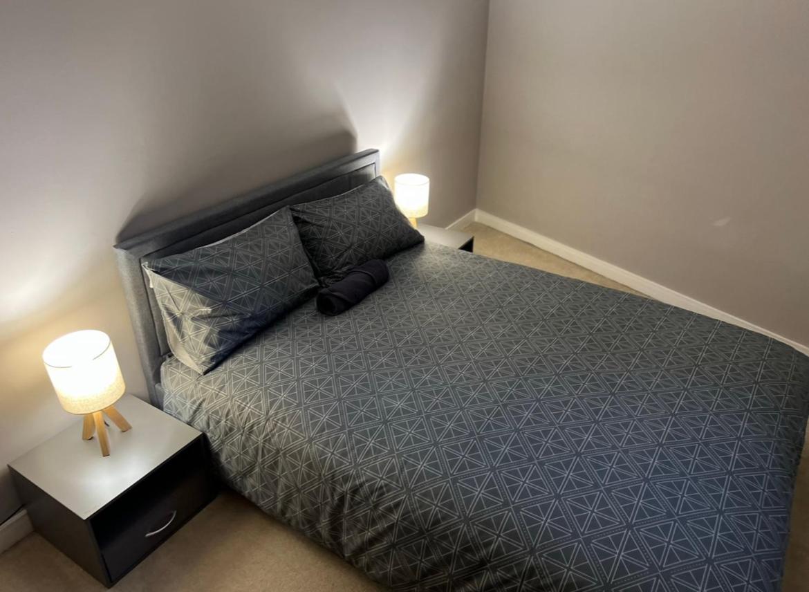 Modern Room Homestay In Apartment With Private Bathroom Croydon Exterior foto